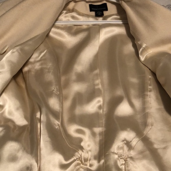 Moda button-up coat in cream - size med - Picture 3 of 4